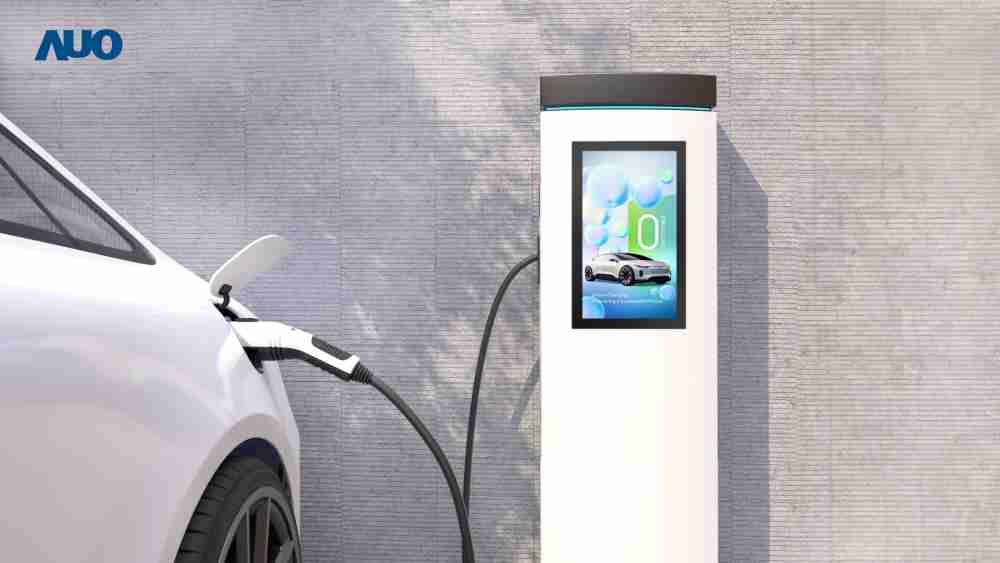 友達〝EVSE車用充電樁解決方案〞專為電動汽車充電樁設計，，，，具有高亮度、、克服戶外艱難環境的耐溫、、、、耐紫外線等特性，，並搭載散熱性及擴充性強的高效能工業電腦，，可實現人機互動訴求，，如資訊顯示、、、、支付等應用